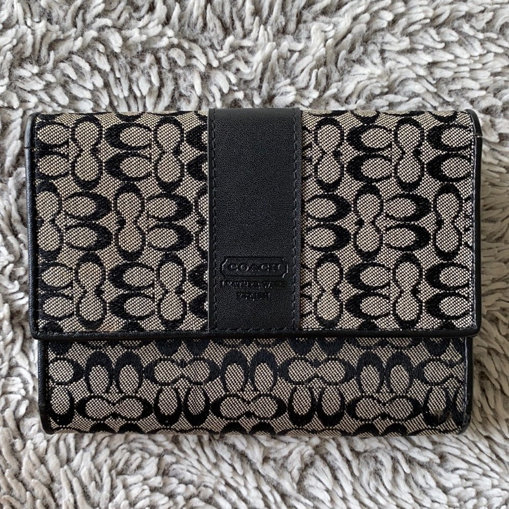 Coach wallet